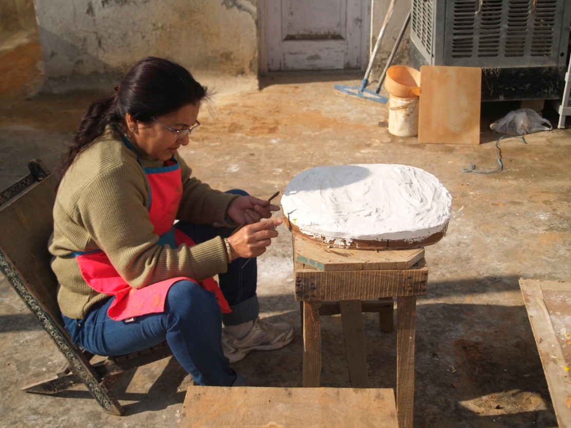 2 Opening the mould from clay