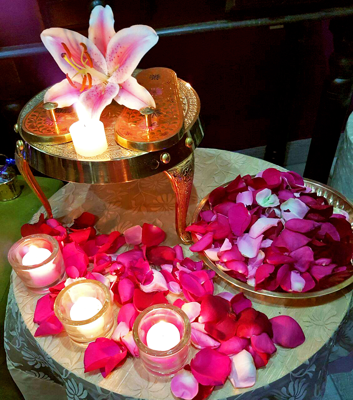 Rose petals offered to Babas Padukas at the Centurion Center
